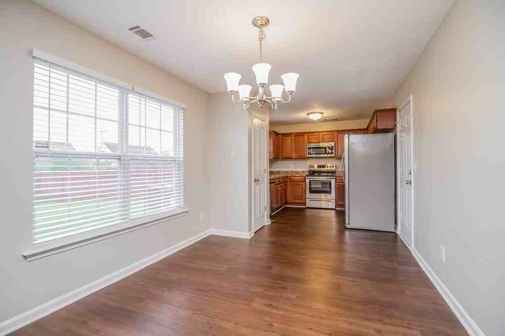 132 Berele Shepsele Ln - Photo 7 of 20