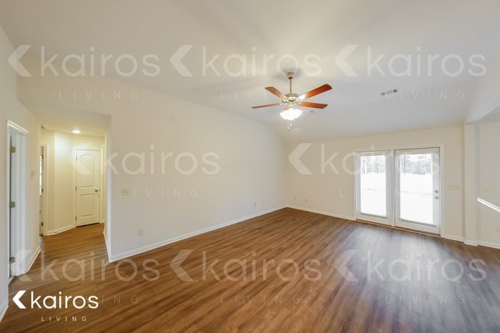 71 Hideaway Ln - Photo 4 of 16