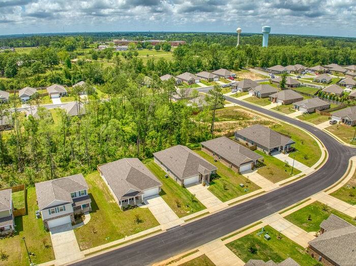 5458 Leeds Ln - Photo 6 of 31