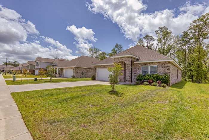 5458 Leeds Ln - Photo 7 of 31