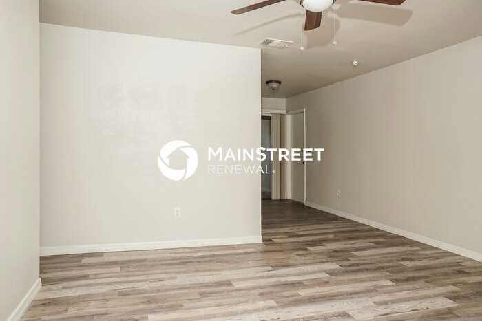 5940 Talbrook Rd - Photo 2 of 17