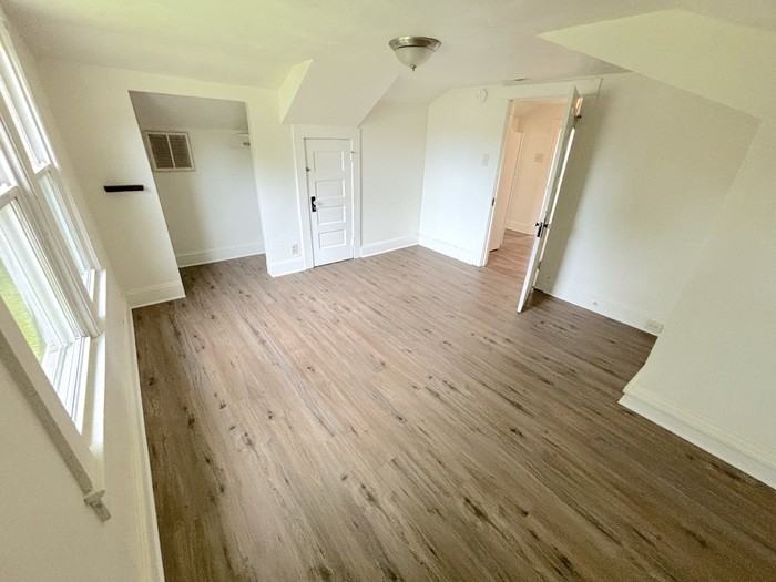 2617 Greenwood Dr #B - Photo 7 of 17