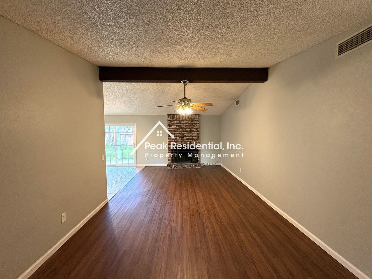 7572 El Terraza Dr - Photo 4 of 24