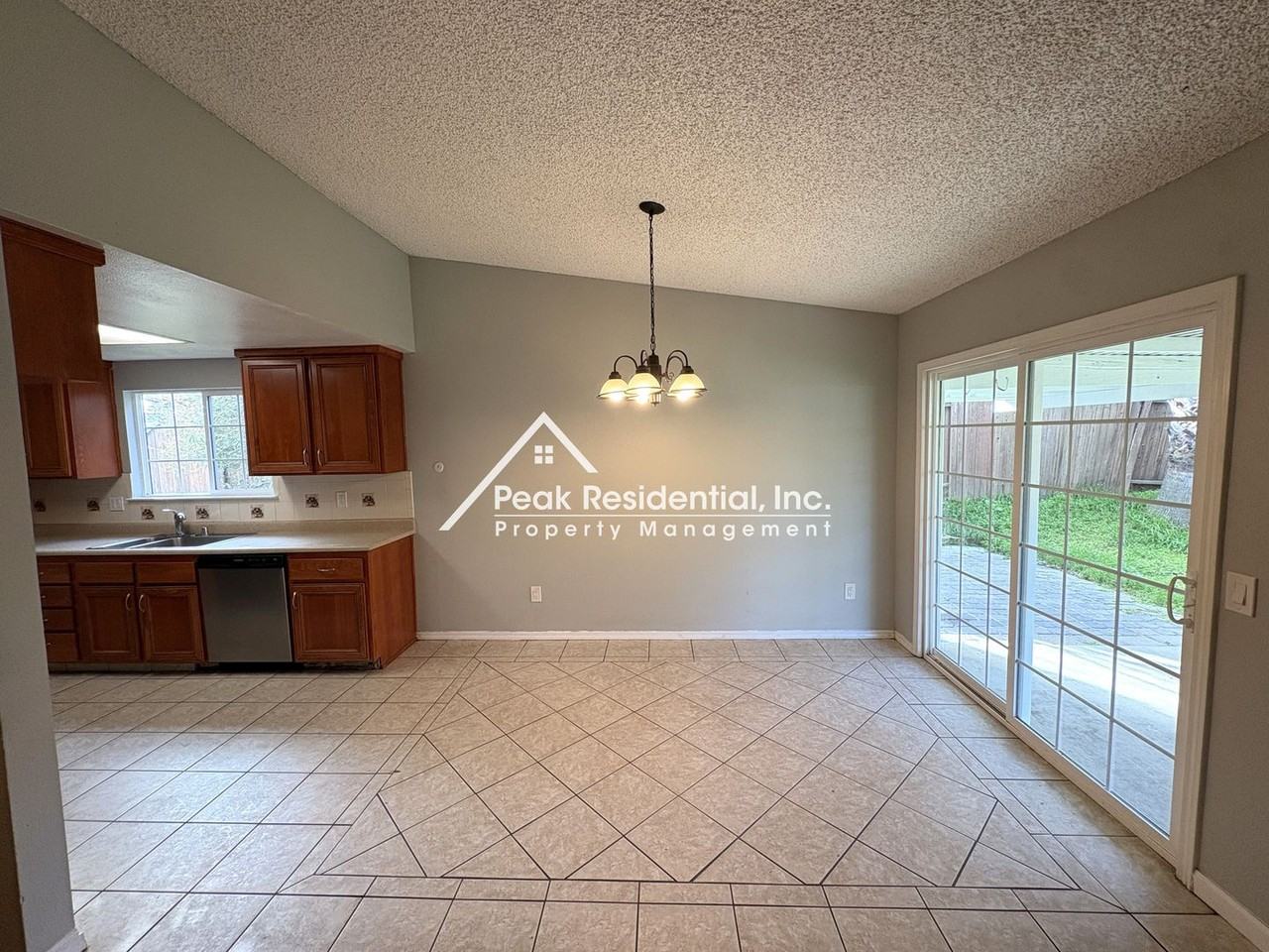 7572 El Terraza Dr - Photo 6 of 24