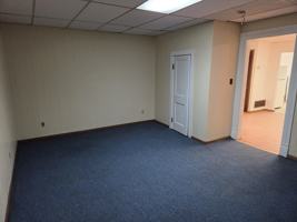 featured image of 39 1/2 West Columbus StreetApt. B #B