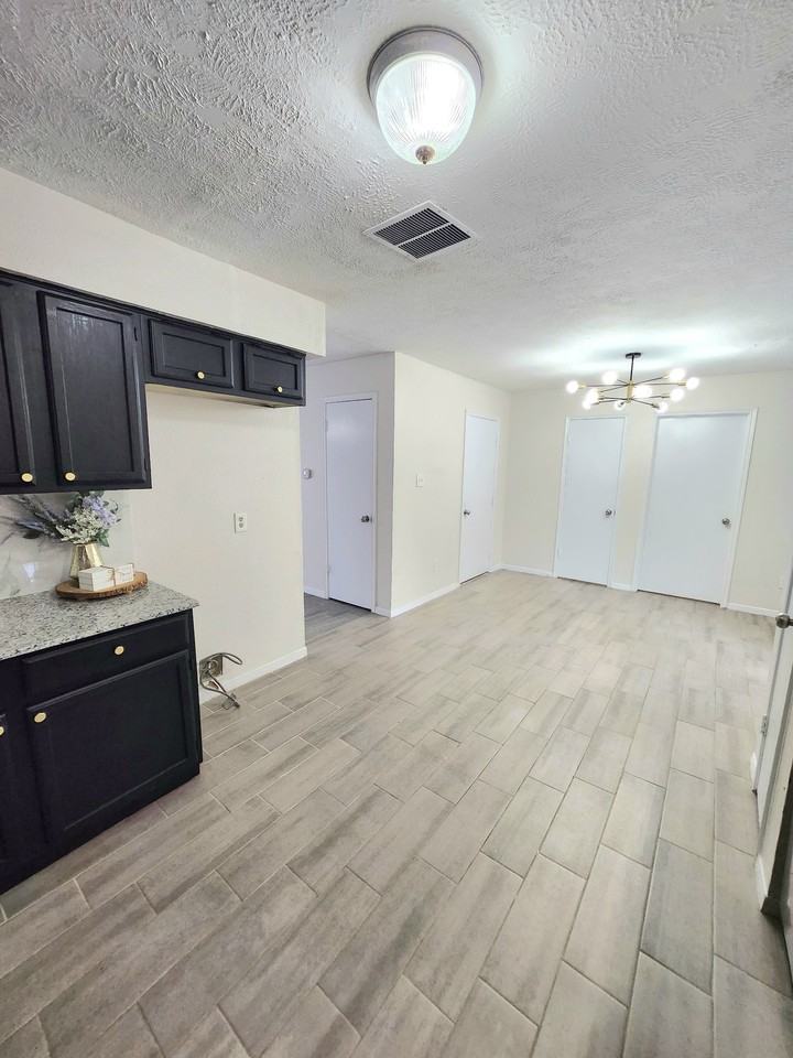 10047 Emerald Creek Dr #1 - Photo 4 of 15