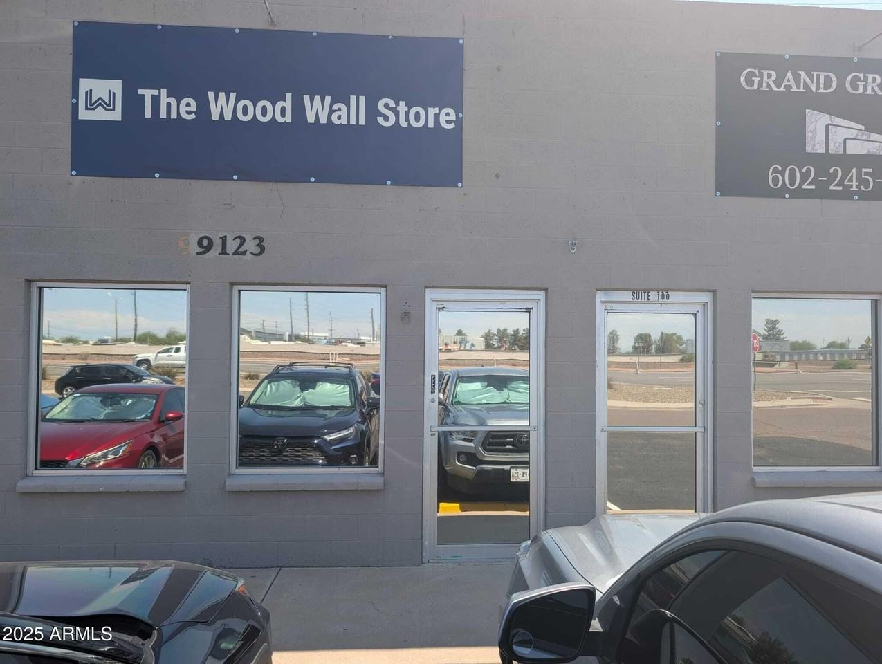 9123 W Grand Ave - Photo 2 of 9