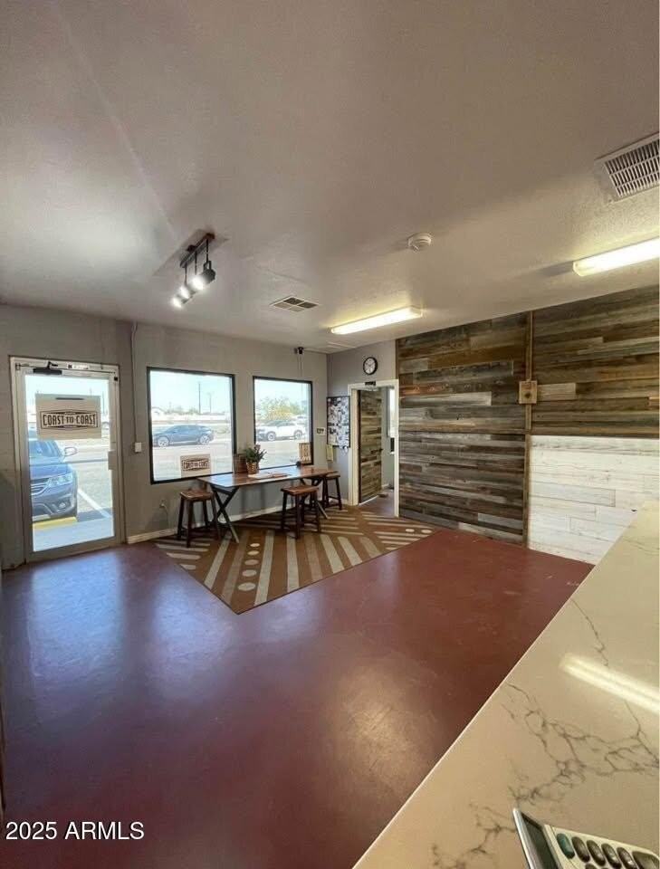 9123 W Grand Ave - Photo 5 of 9