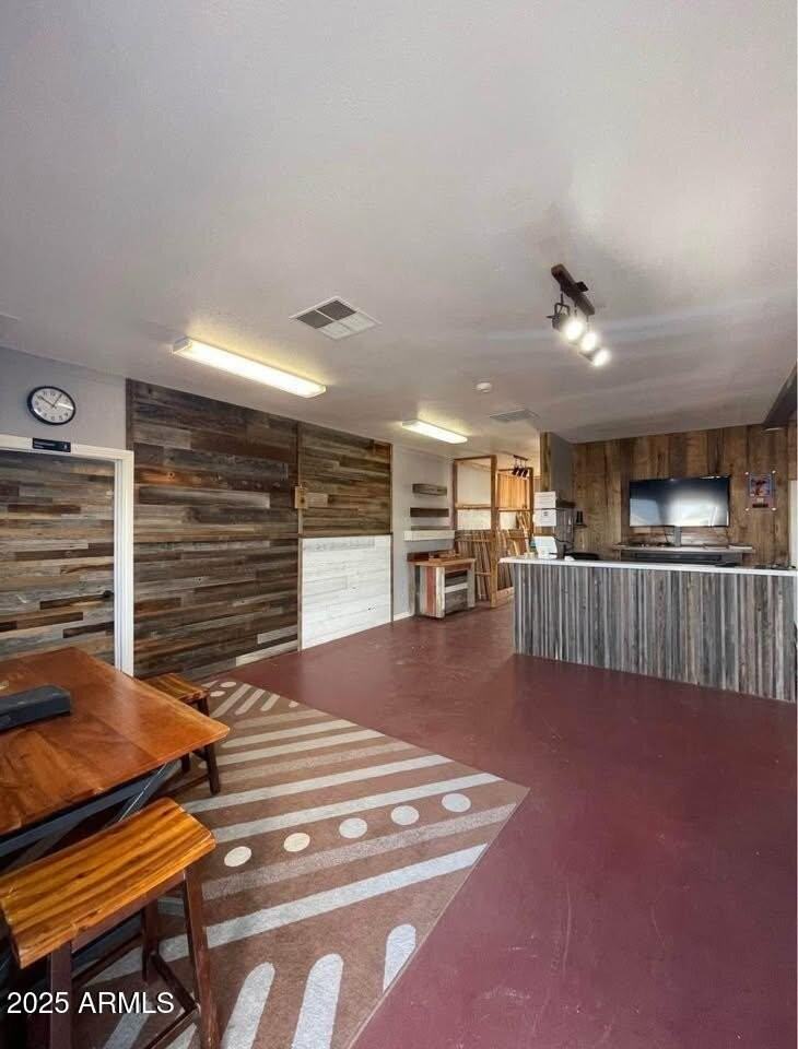 9123 W Grand Ave - Photo 6 of 9