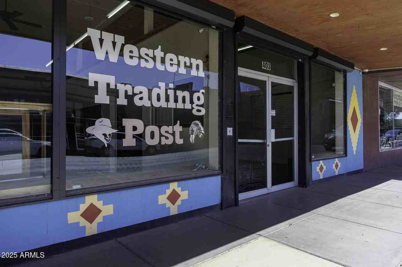 403 N Florence St - Photo 6 of 50