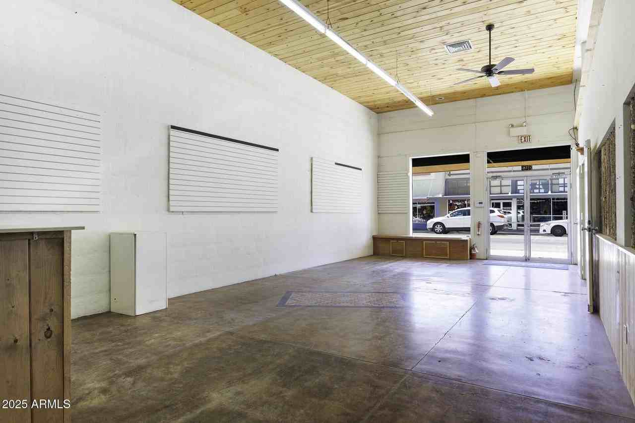 403 N Florence St - Photo 7 of 50