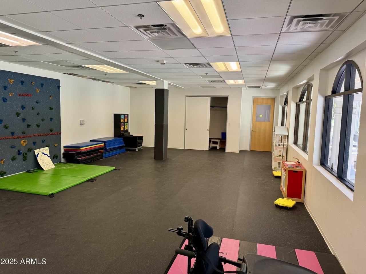 14050 N Northsight Blvd Unit 207 #207 - Photo 3 of 10