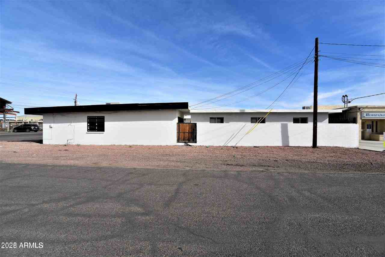 4155 W Whitton Ave - Photo 4 of 40