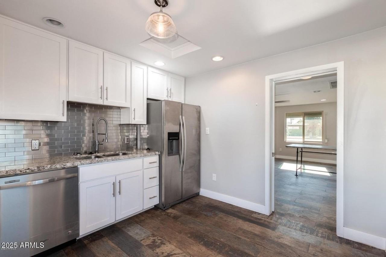 2328 E Osborn Rd - Photo 6 of 47