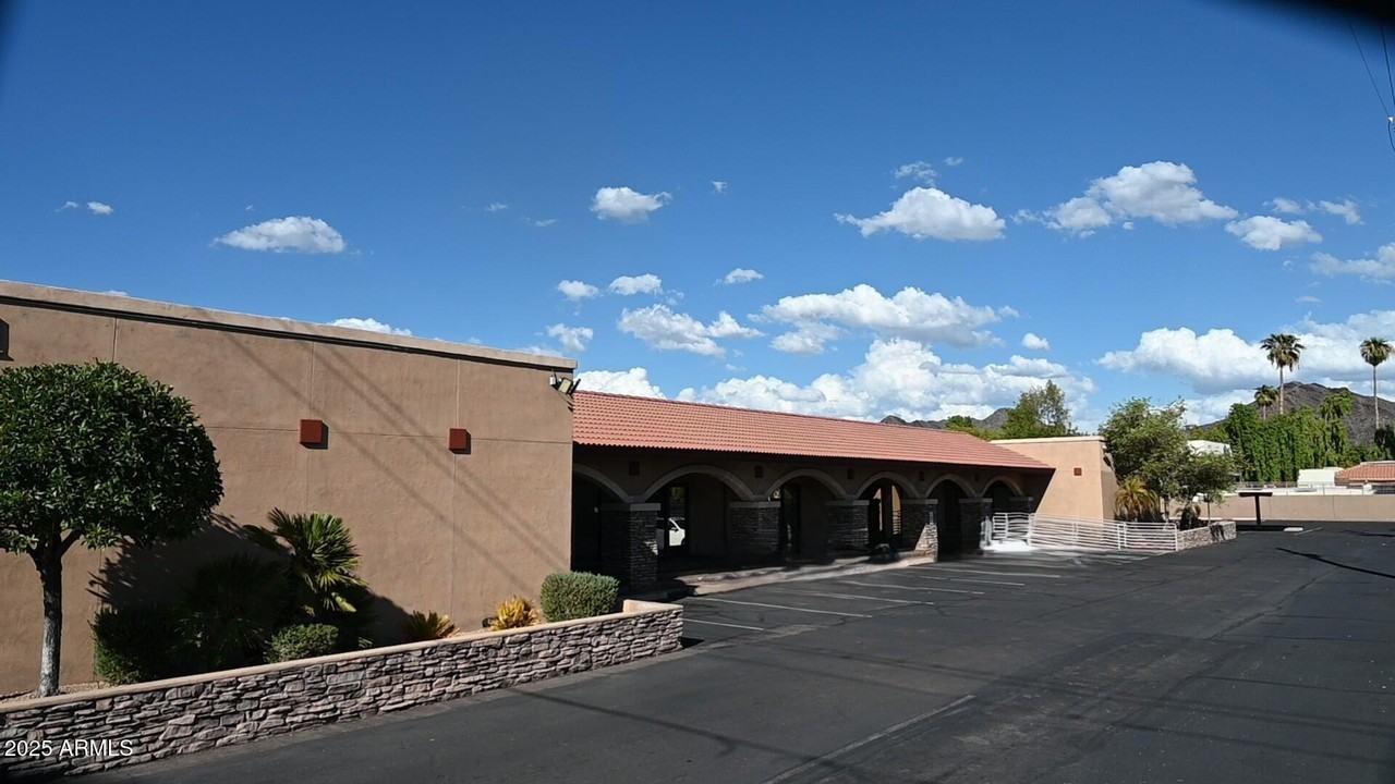 8821 N 7th St Ste 305 #305 - Photo 3 of 12