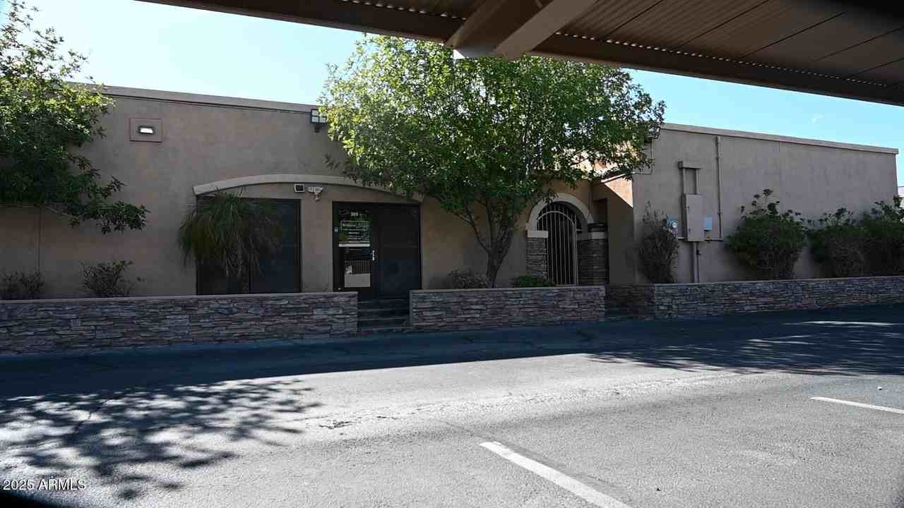 8821 N 7th St Ste 305 #305 - Photo 4 of 12