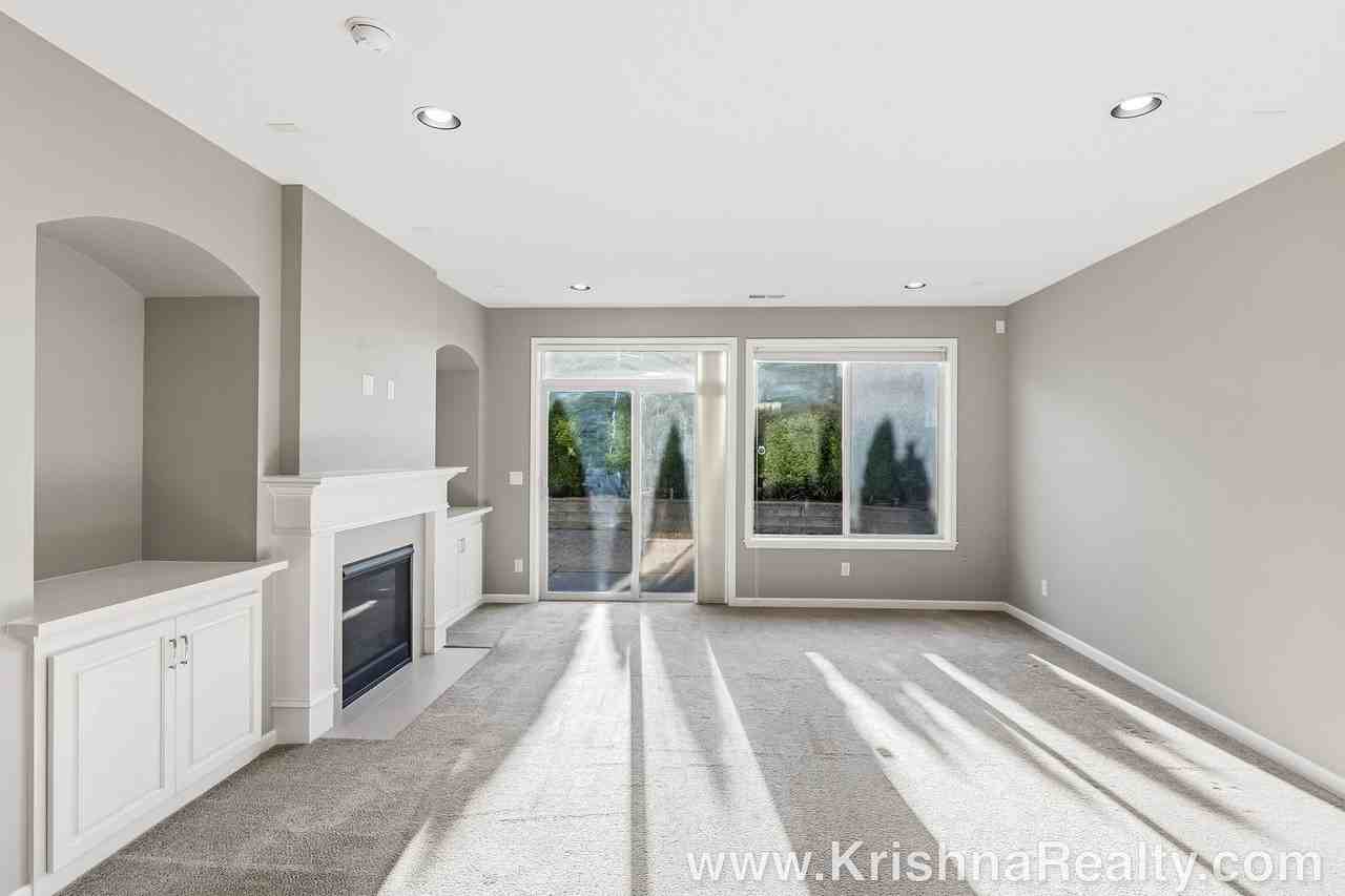 16984 Nw Stalder Ln - Photo 4 of 24