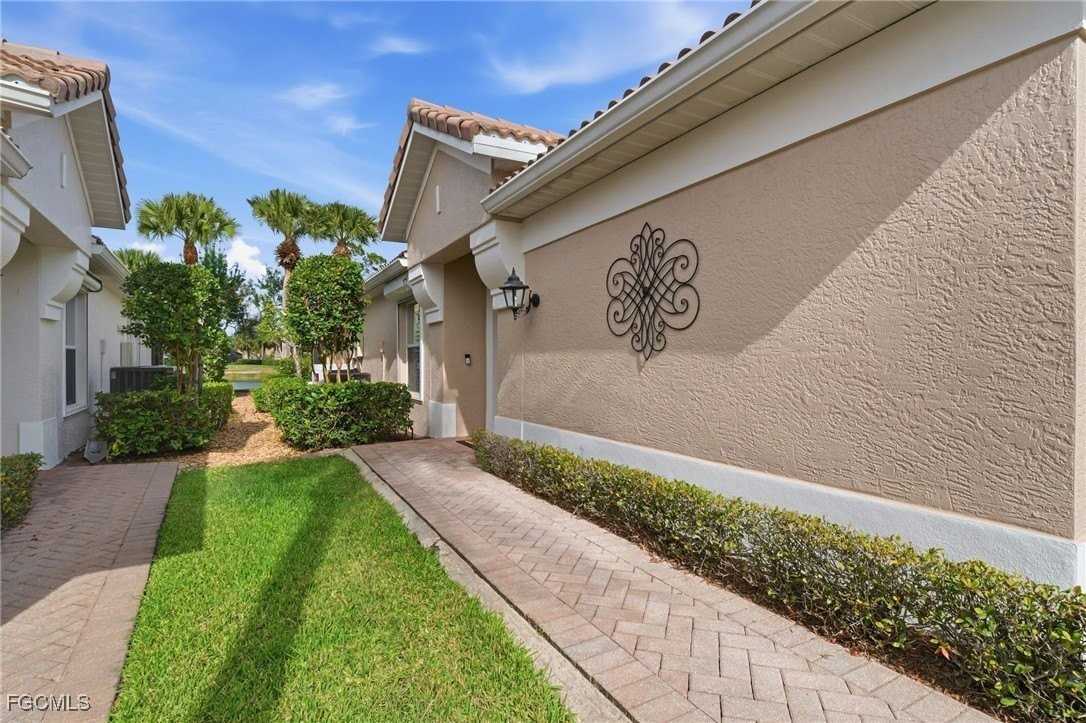 11041 Iron Horse Way - Photo 2 of 36