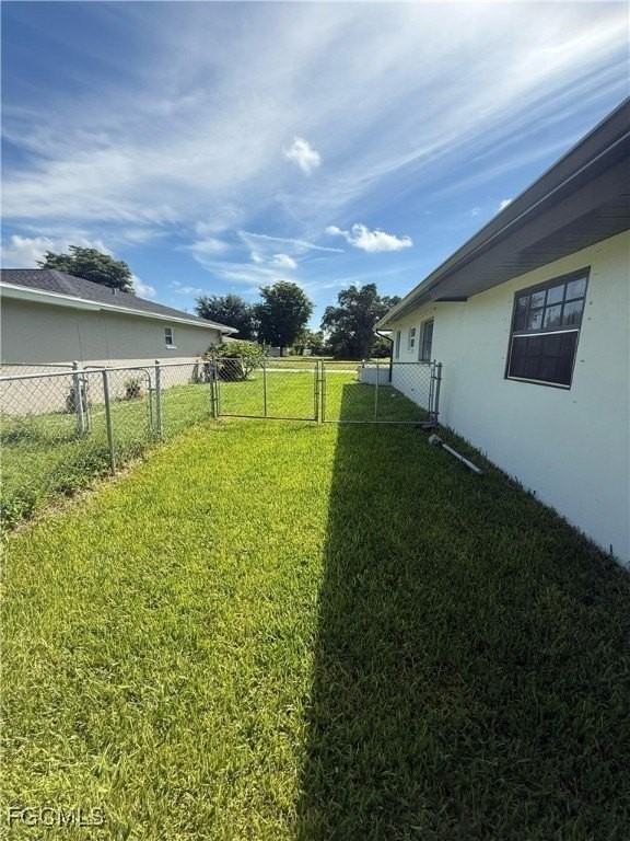 4524 Se 11th Pl - Photo 5 of 31