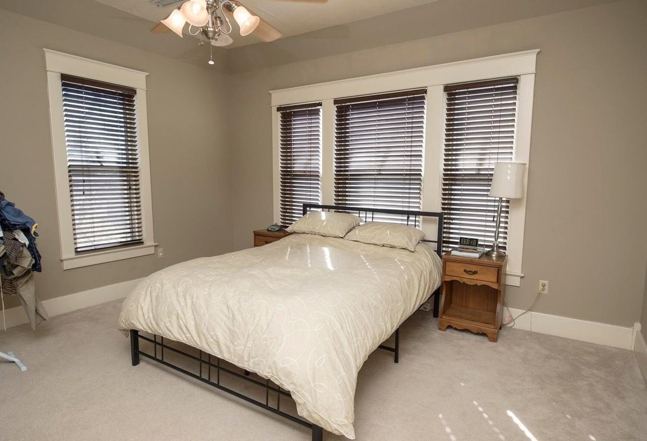 1350 N Washington Ave - Photo 7 of 9