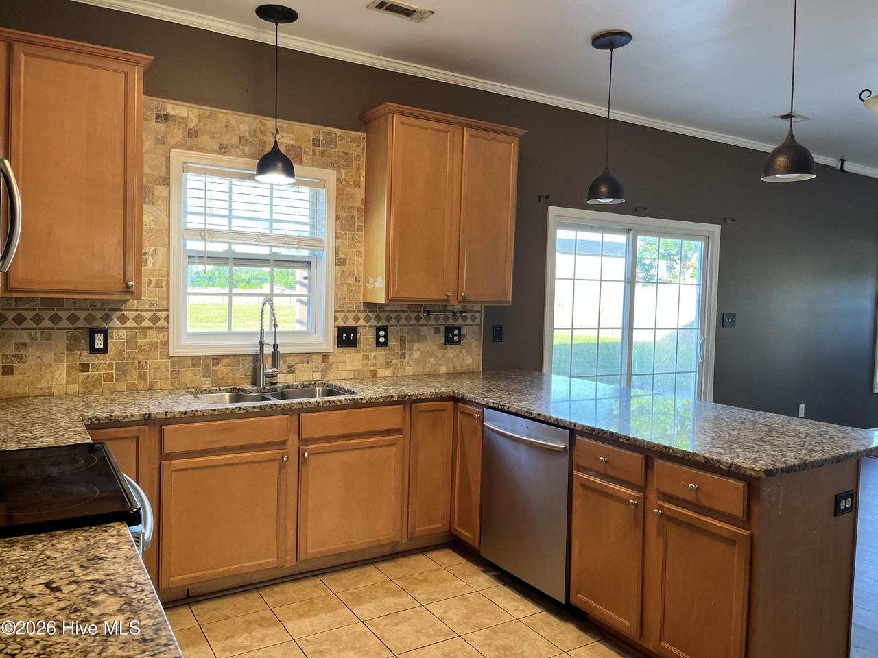 108 Marvin Glen Ct - Photo 2 of 15