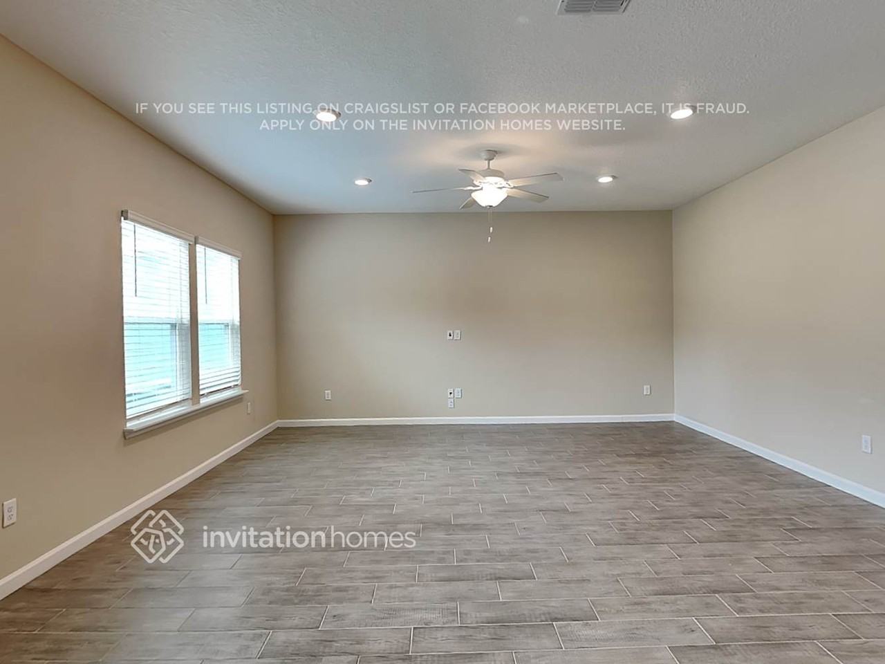 2474 Laylas Way - Photo 3 of 19