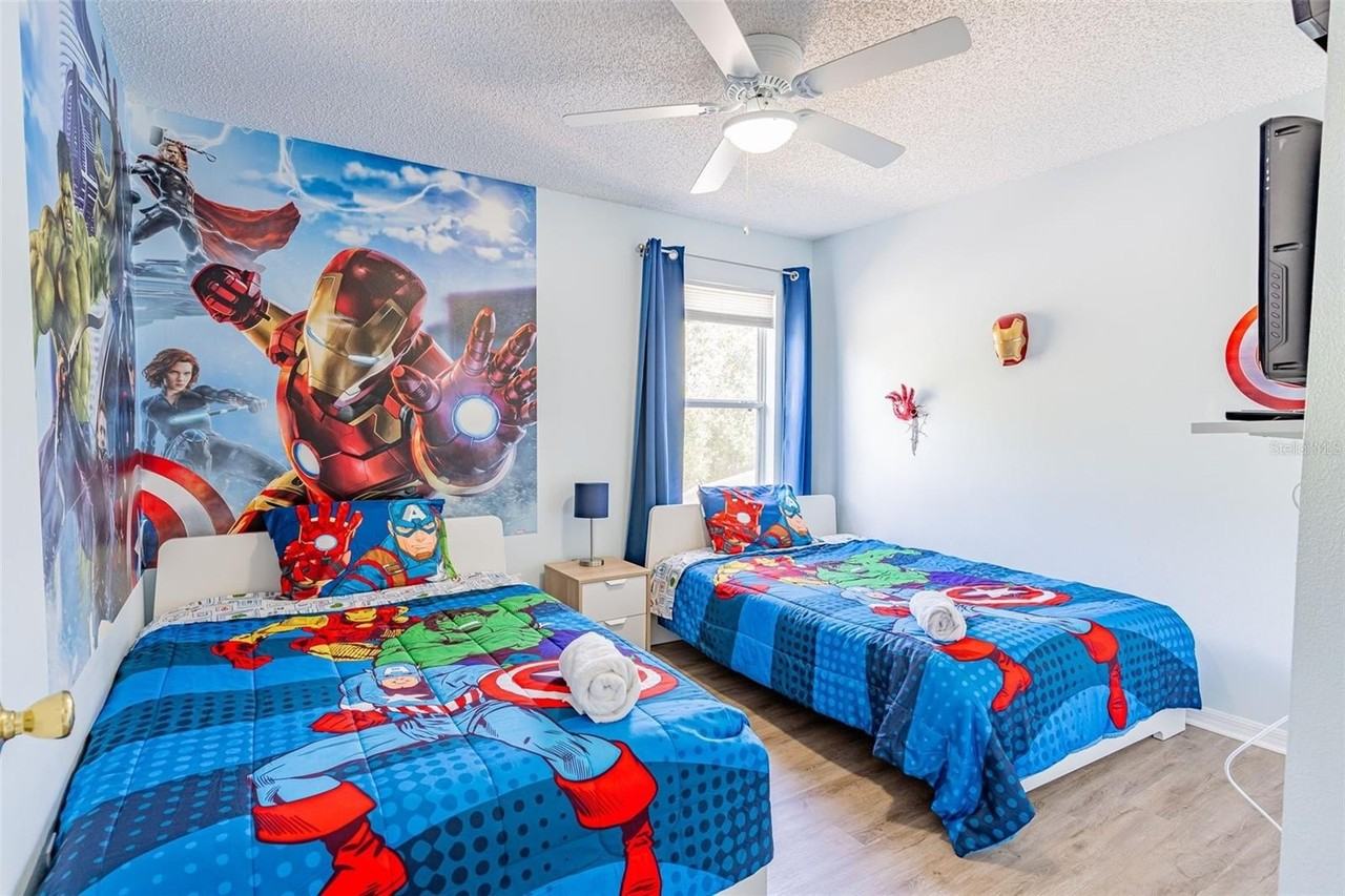 112 Madiera Beach Blvd - Photo 7 of 50