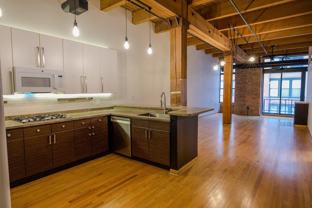 701 W Jackson Blvd Apt 402b #402B - Photo 1 of 1