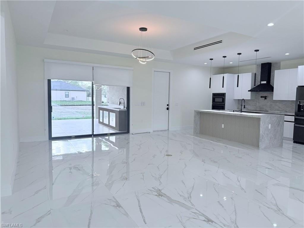 1821 Desoto Blvd N - Photo 5 of 40