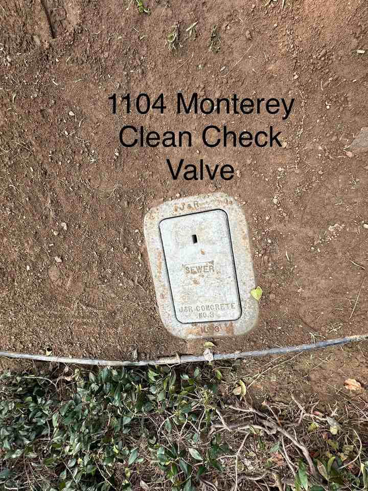 1104-1108 Monterey - Photo 2 of 3