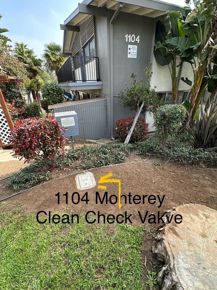 1104-1108 Monterey - Photo 3 of 3