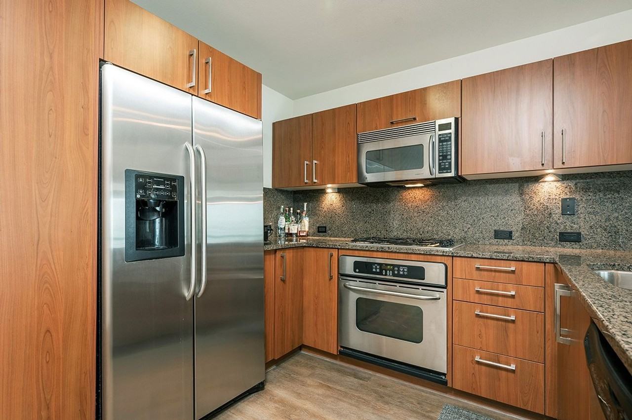 800 The Mark Ln #402 - Photo 7 of 28