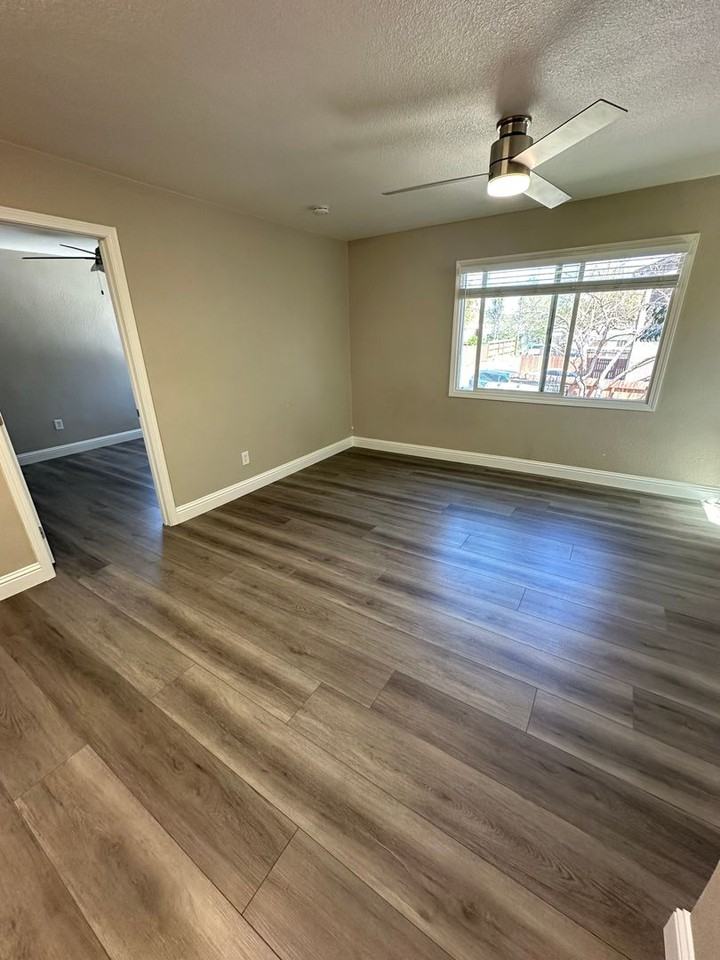 215 Tahoe Ave #A - Photo 6 of 10