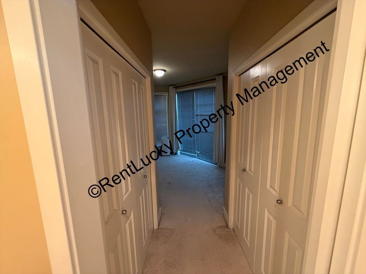 4031 Aurora Ave N - Photo 3 of 10