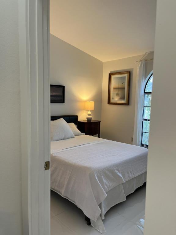 13106 Dobree Pl - Photo 5 of 24