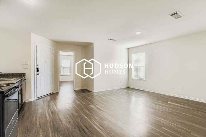 5317 Kelford St #A - Photo 4 of 14