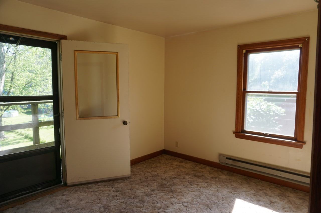 2 Vine St #2 - Photo 6 of 8