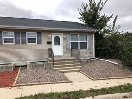 featured image of 2840 Burlington St