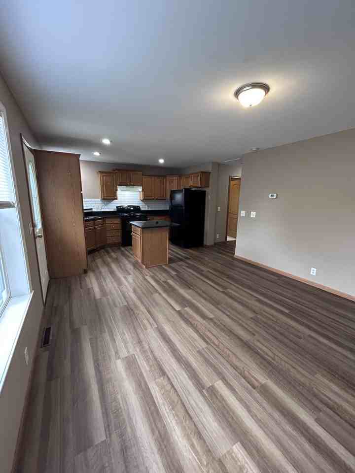 2840 Burlington St - Photo 3 of 10