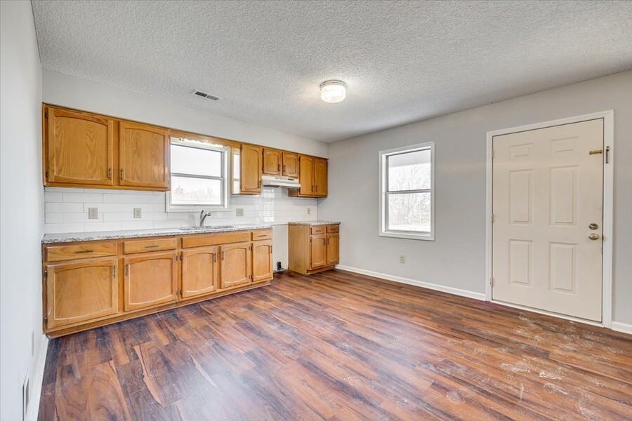 111 Shiles Rd #110 - Photo 4 of 7