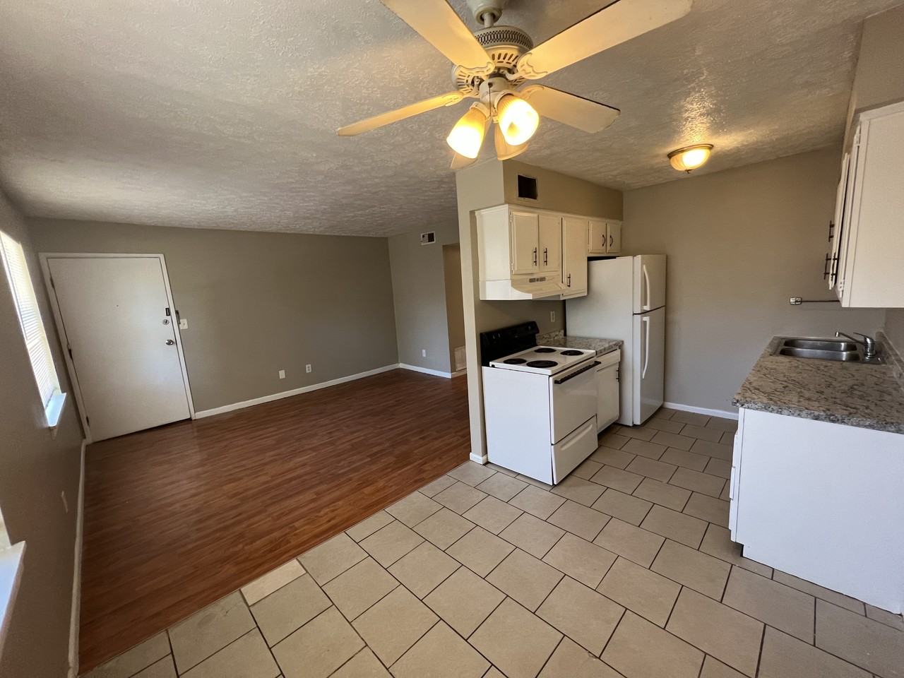 3104 Fordhaven Rd #4 - Photo 4 of 8