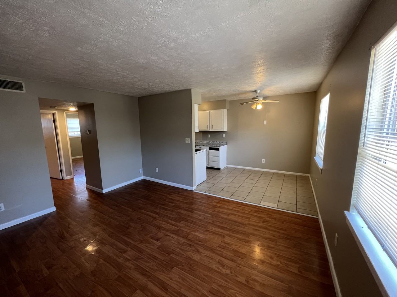 3104 Fordhaven Rd #4 - Photo 6 of 8