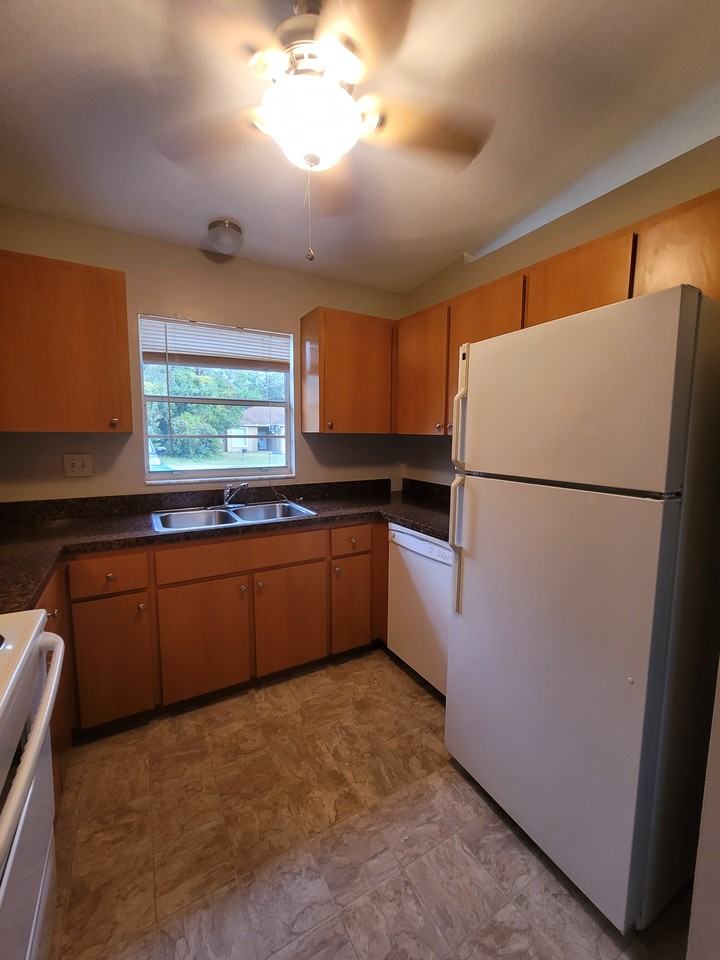 4331 Azora Rd - Photo 7 of 16