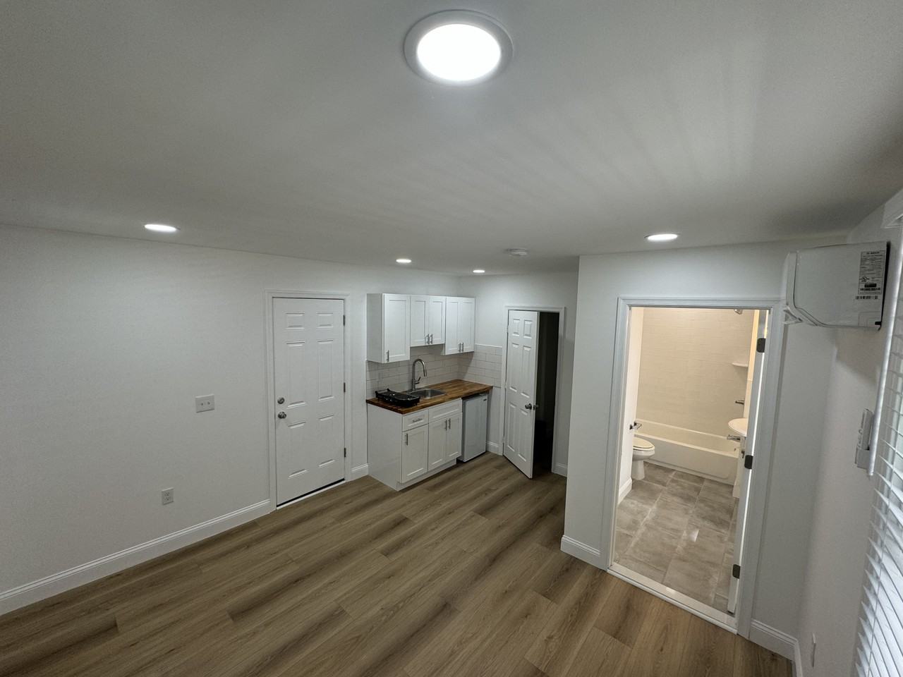 230 E Second St #3 - Photo 3 of 7