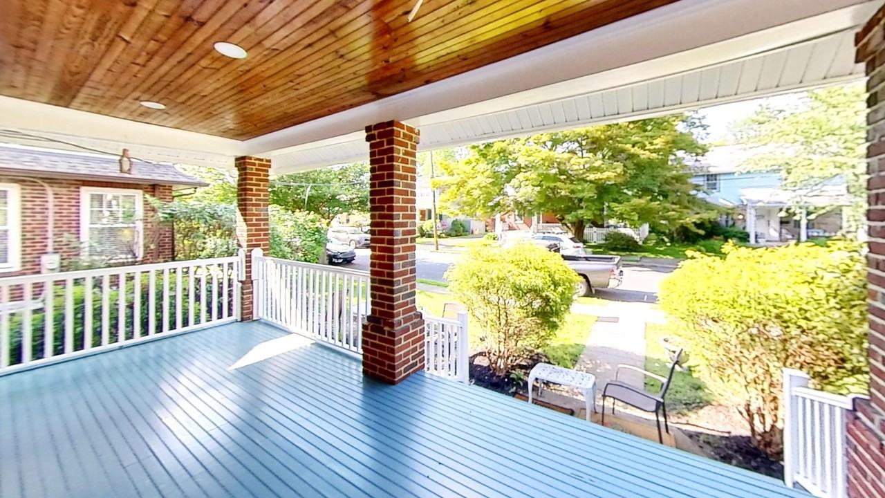 230 E Second St #3 - Photo 6 of 7