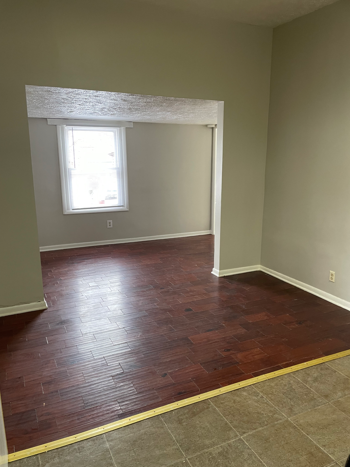 33 Harvard St #1 - Photo 5 of 12