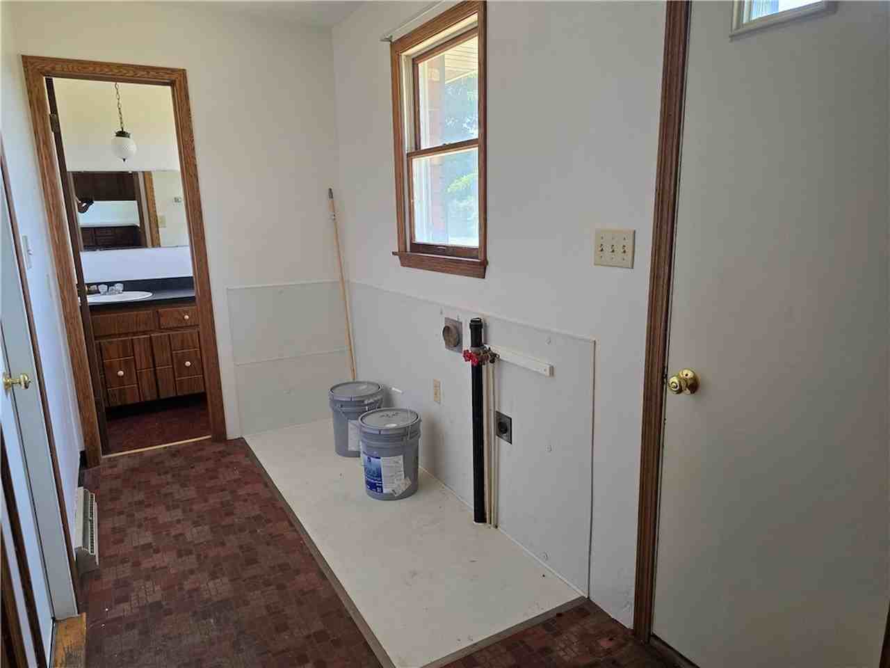 719 W Old Rte - Photo 6 of 19