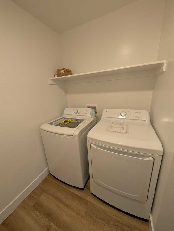 258 Wn - Photo 3 of 24