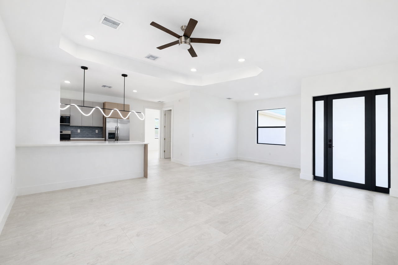 211 Nw 25th Ave - Photo 4 of 17