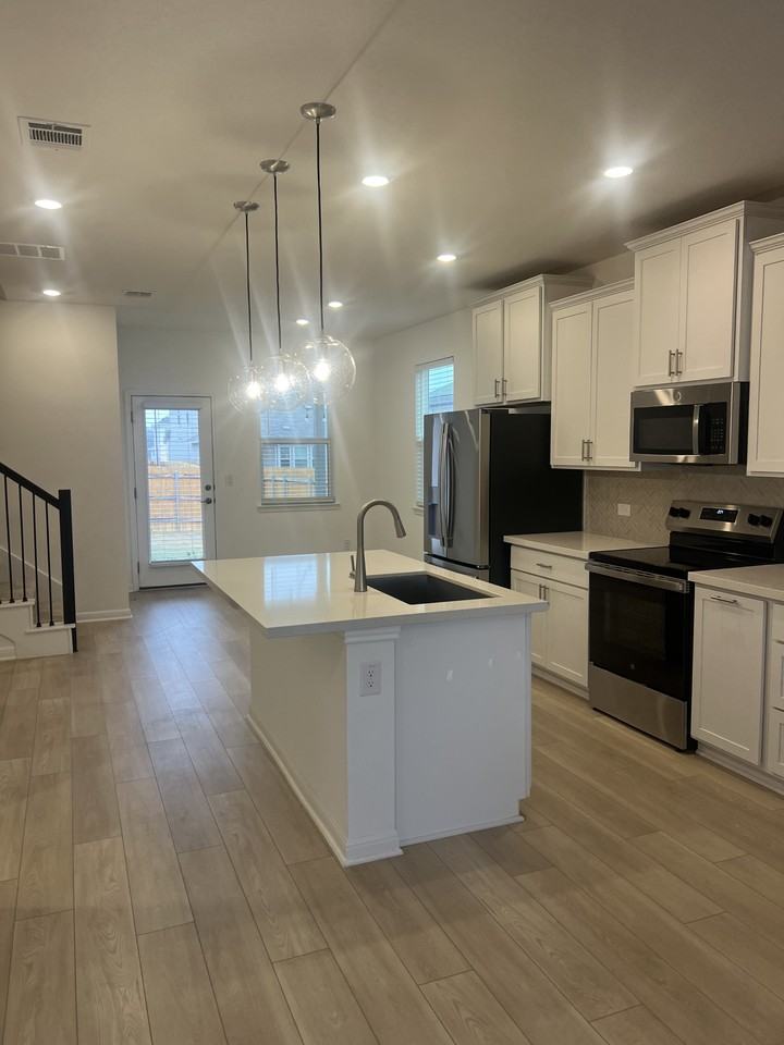 848 Long Run - Photo 3 of 11